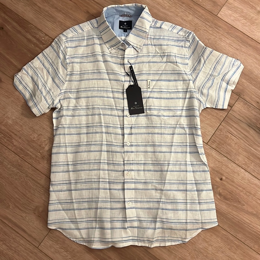 Ben Sherman short sleeve button down shirt size medium
